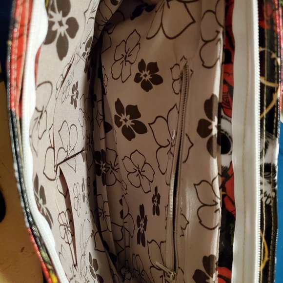 Anladia Skull Rose Oil Cloth Bag - Picture 2 of 2